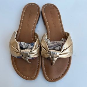 Antonio Melani Gold Sandals Size 8M